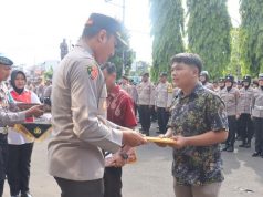 Dua Warga Terima Penghargaan dari Kapolres Purbalingga Bantu Polisi Ungkap Kasus Narkoba