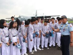 Gali Potensi Dirgantara Siswa SMP dan SMA Angkasa melalui Kunjungan Edukatif