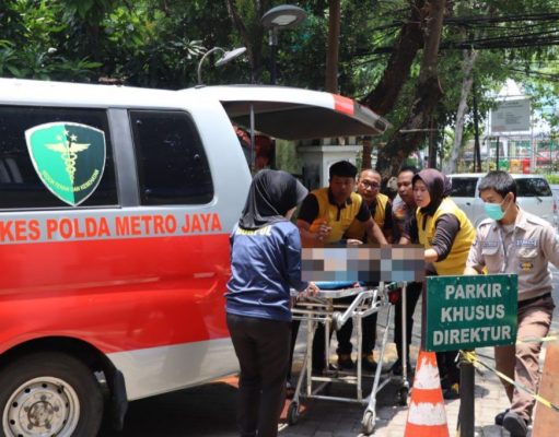 Wanita Muda dan Bayi Lakukan Percobaan Bundir di Dermaga Marina Ancol Diselamatkan Polres Kepulauan Seribu