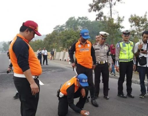 Korlantas Polri Ungkap Faktor Kelalaian Pengemudi dalam Kecelakaan di KM 92 Tol Cipularang