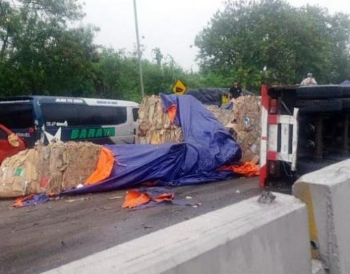 Penyebab Kecelakaan Beruntun Tol Cipularang Diduga Pengemudi Tak Maksimal Gunakan Engine Break