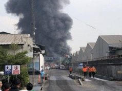 Dalam Penanganan Kebakaran Pabrik Pakan Ternak di Bekasi Polri Mengusung Misi Kemanusiaan