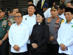 Jelang Ibadah Malam Natal, Menko Polkam dan Kapolri Tinjau Gereja GKI Samanhudi dan Gereja Immanuel