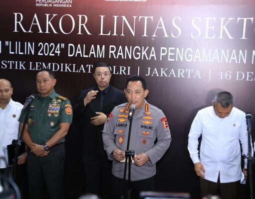 Personel Gabungan Polri-TNI Amankan 61 Ribu Lokasi Ibadah dan Rekreasi Saat Natal-Tahun Baru