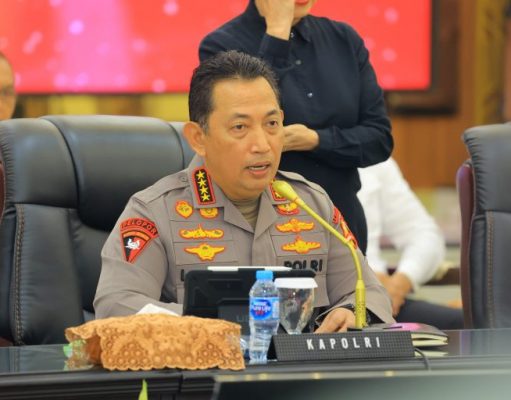 Kapolri Pastikan Pengamanan 61 Ribu Objek untuk Nataru 2024, TNI-Polri Siapkan 2.794 Posko
