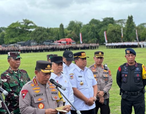 Kapolri dan Panglima TNI Pimpin Apel Gelar Pasukan Operasi Lilin 2024 di Bali