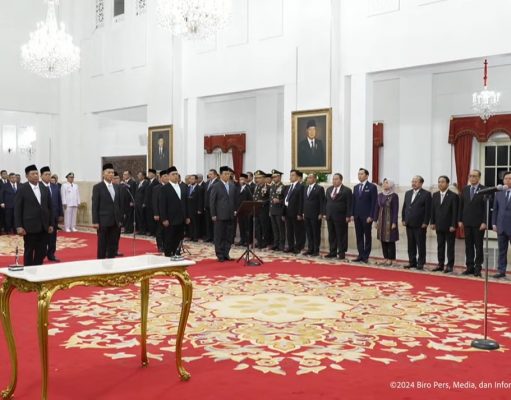 Pimpinan dan Dewas KPK Mengucapkan Sumpah Janji di Hadapan Presiden