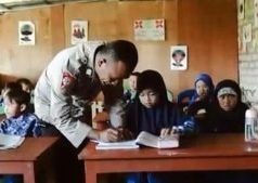 Bripka Syamsuddin Berjuang Bangun Sekolah Gratis sampai Gadaikan Rumah