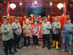 Kapolsek Tambora Lakukan Pengecekan di Sejumlah Vihara Pastikan Perayaan Imlek Aman