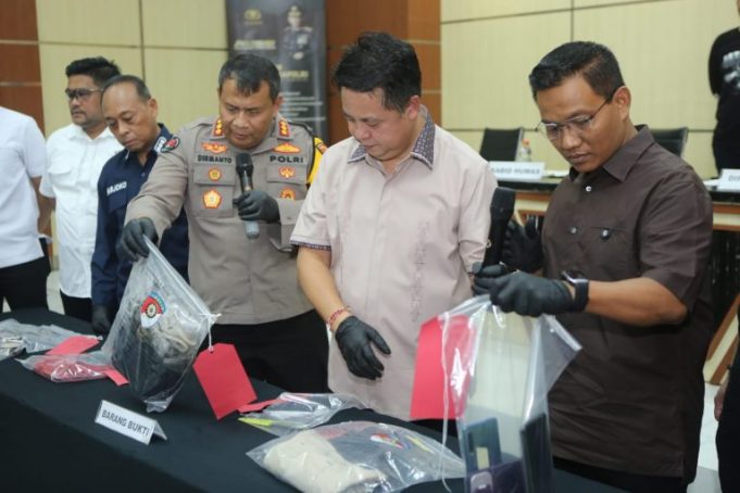 WhatsApp-Image-2025-01-29-at-14.15.13-1-768x512