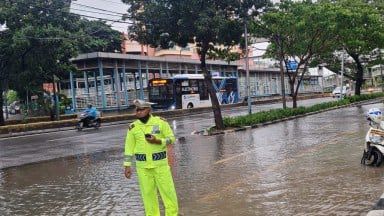 Sejumlah Wilayah Jakarta di Landa Banjir, Berikut Daftar Jalan yang Terendam