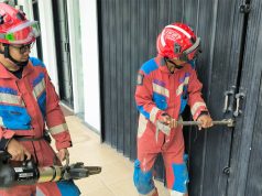 Tiga Karyawan Terjebak Dalam Gudang Berhasil Dievakuasi