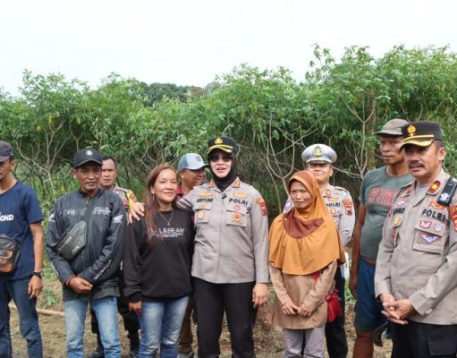 Kapolres Salatiga Hadiri Panen Singkong di Kradenan Kelurahan Tingkir Lor