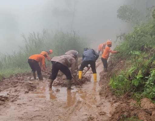 Longsor di Petungkriyono Petugas Gabungan Berhasil Evakuasi 17 Warga Terdampak 8 Orang Dalam Pencarian