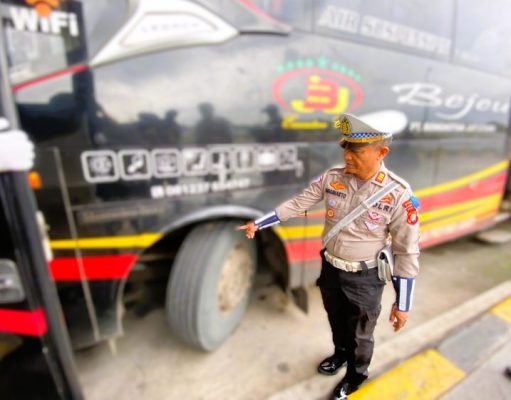 Operasi Keselamatan Jaya 2025, Ditlantas Polda Metro Jaya Sidak di Terminal Pulo Gebang