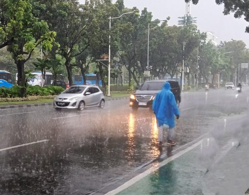 Hari Ini Jakarta Berpotensi Hujan Disertai Petir, Masyarakat agar Waspada