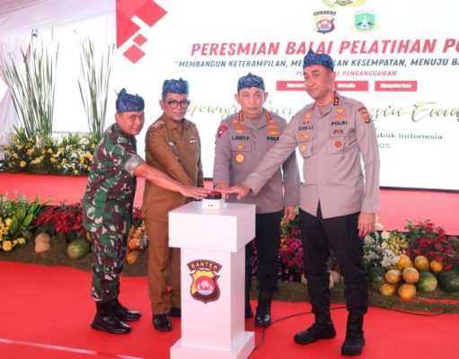 Kapolri Resmikan Balai Latihan Polisi Peduli Pengangguran