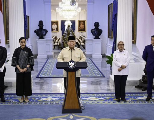 Presiden Prabowo Umumkan Pemberian THR dan Gaji ke-13 bagi 9,4 Juta Aparatur Negara