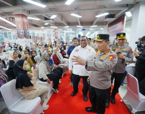 Bakti Kesehatan “Polri Untuk Masyarakat” di PT Tah Sung Hung, Brebes ditinjau Kapolri
