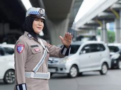 Cegah Penumpukan Kendaraan Pemudik di Rest Area Korlantas Polri Kerahkan Polisi Wanita