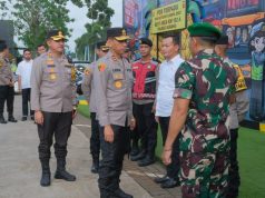 Kapolda Jabar Tinjau Rest Area KM 166 Tol Cipali Wilayah Majalengka disambut Hangat Petugas Pos Terpadu