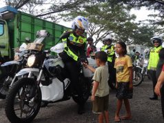 AKBP Ratna Susuri Jalan Utama Kab. Semarang Mengendarai Motor Pastikan Situasi Kondusif