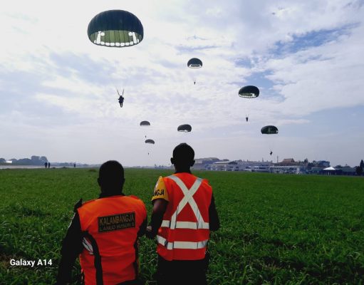 TNI AU Ampuh, Bina Kemampuan Airborne Kopasgat Laksanakan Latihan di Lanud Husein Sastranegara
