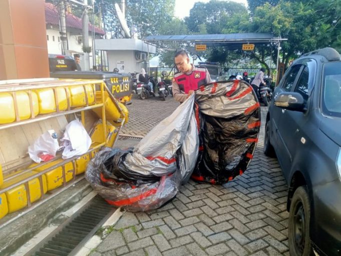 40b5b930-50fd-4d6e-9ae4-0043a6e7d18f-768x576