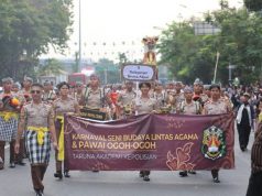 Taruna Akpol Gelar Karnaval Seni Budaya Lintas Agama Rayakan Hari Raya Galungan