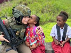 Polwan Ops Damai Cartenz Ciptakan Rasa Aman Lewat Sentuhan Humanis Bersama Anak Sekolah