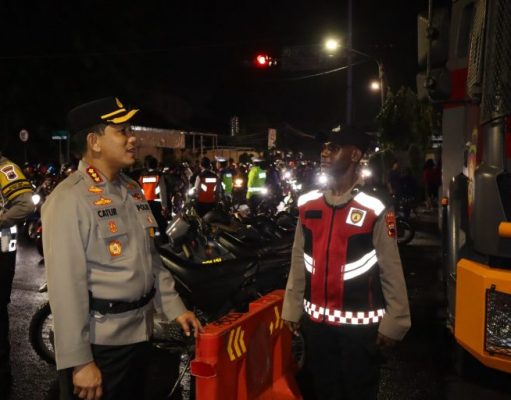 Kapolresta Surakarta Pimpin Langsung Patroli Skala Besar Antisipasi Arus Balik Lebaran 2025