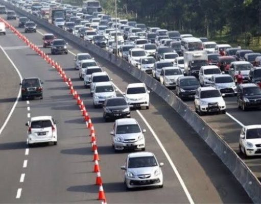 Contraflow Tol Jagorawi Arah Puncak diberlakukan
