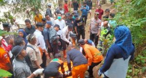 Polisi Lakukan Pemeriksaan pada Jenazah yang ditemukan di Sungai Klawing Purbalingga