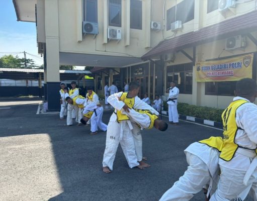Polres Rembang Asah Kemampuan Personil, Gelar Beladiri Polri Periodik