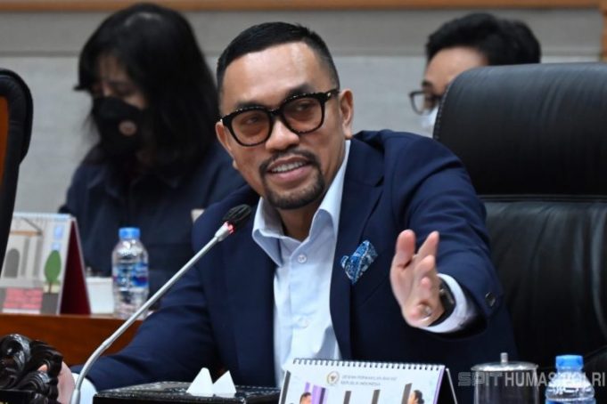 AHMAD-SAHRONI-768x512