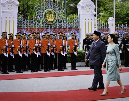 Presiden Prabowo Disambut dengan Upacara Resmi Tiba di Government House Thailand
