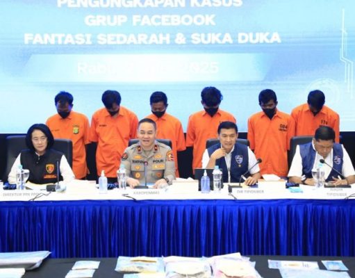 Ratusan Konten Porno di HP Admin Grup Facebook ‘Fantasi Sedarah’ ditemukan Polisi