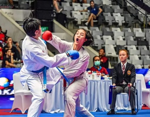 Bripda Jessica Sabet Medali Emas Kejuaraan Karate di Malaysia