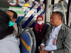 Walkot Jaktim Munjirin Ngaku Terbiasa Naik-Turun Bus Transjakarta