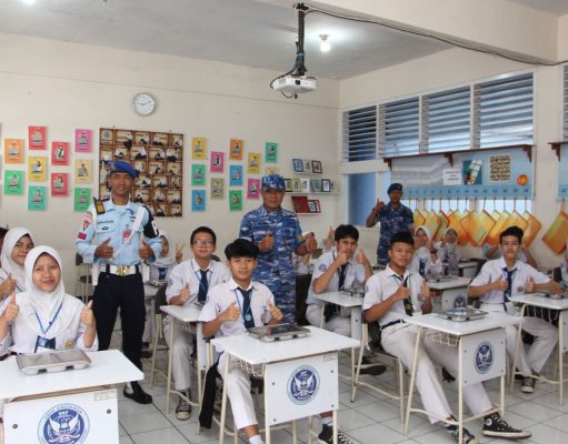 Komandan Lanud Husein Sastranegara Tinjau Pendistribusian Makan Bergizi di Sekolah Wilayah Kecamatan Cicendo
