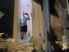 Setelah Upaya Mengelabui Polisi Akhirnya Charlie Chandra Ditangkap Paksa di Rumahnya