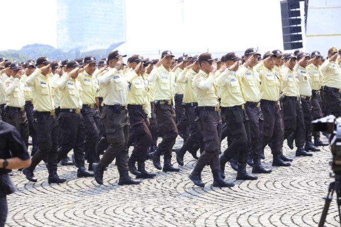 1812d629-99f7-418f-b81c-ed61b119_150825