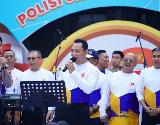 Kapolri Bawakan Lagu God bless dan Bon Jovi di Bundaran HI dalam Event Bhayangkara Sport Day