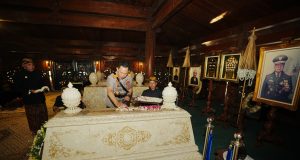 Hari ini Kapolri akan Ziarah ke Makam Gusdur dan Bung Karno