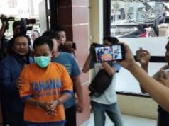 Ketagihan Judi Online Nekat Merampok dan Korban Dibunuh, Pelaku Ditahan di Polda Jatim