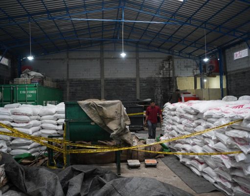 Praktik Gula Oplosan Tak SNI di Banyumas di Bongkar Polisi