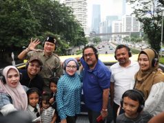 Rano Karno Jajal Bus Tingkat ‘Open Top Tour of Jakarta’