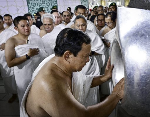 Di Sela Kunjungan Kenegaraan ke Arab Saudi Presiden Prabowo Laksanakan Ibadah Umrah