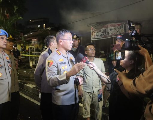 Kapolres Metro Jakarta Selatan Cek Lokasi Kebakaran Pasar Taman Puring