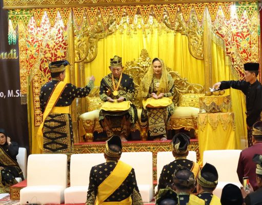 Kapolri Listyo Sigit Prabowo Dianugerahi Gelar Adat “Ingatan Budi” oleh LAM Riau